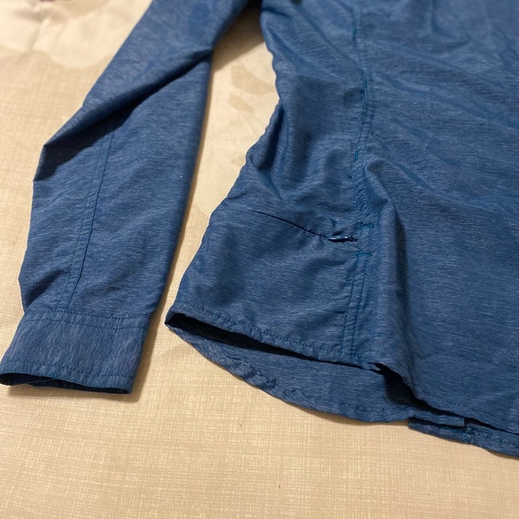 The North face sinched long sleeve - Picture 10 of 12